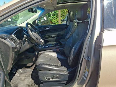 Certified 2017 Ford Edge Titanium w/ Equipment Group 301A FWD image 13