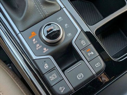 Used 2026 Kia Sorento SX Prestige w/ Olive Brown Leather Package image 16