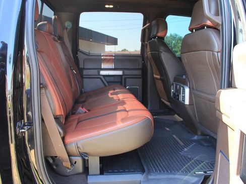 Used 2019 Ford F350 King Ranch w/ King Ranch Ultimate Package AWD/4WD image 15