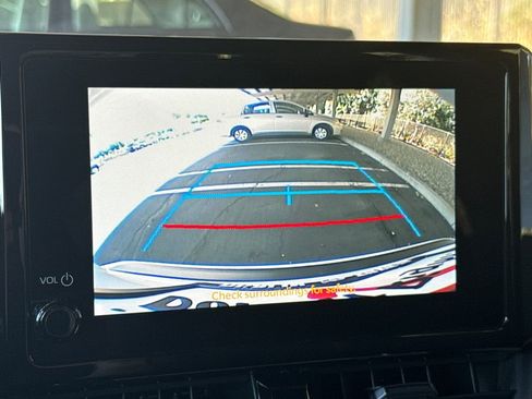 Certified 2025 Toyota Corolla SE image 22