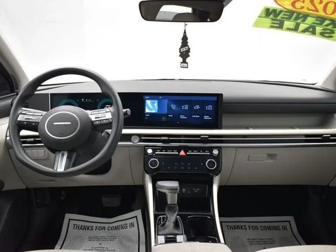 Used 2025 Hyundai Tucson SEL image 19