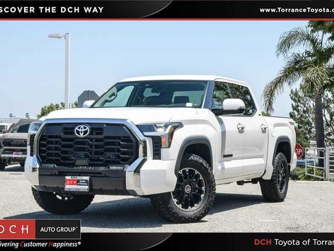 Used 2022 Toyota Tundra SR5 w/ TRD Off-Road Package AWD/4WD image 1