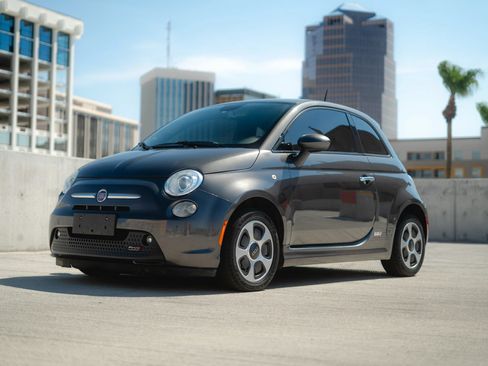 Used 2015 FIAT 500 e FWD image 5