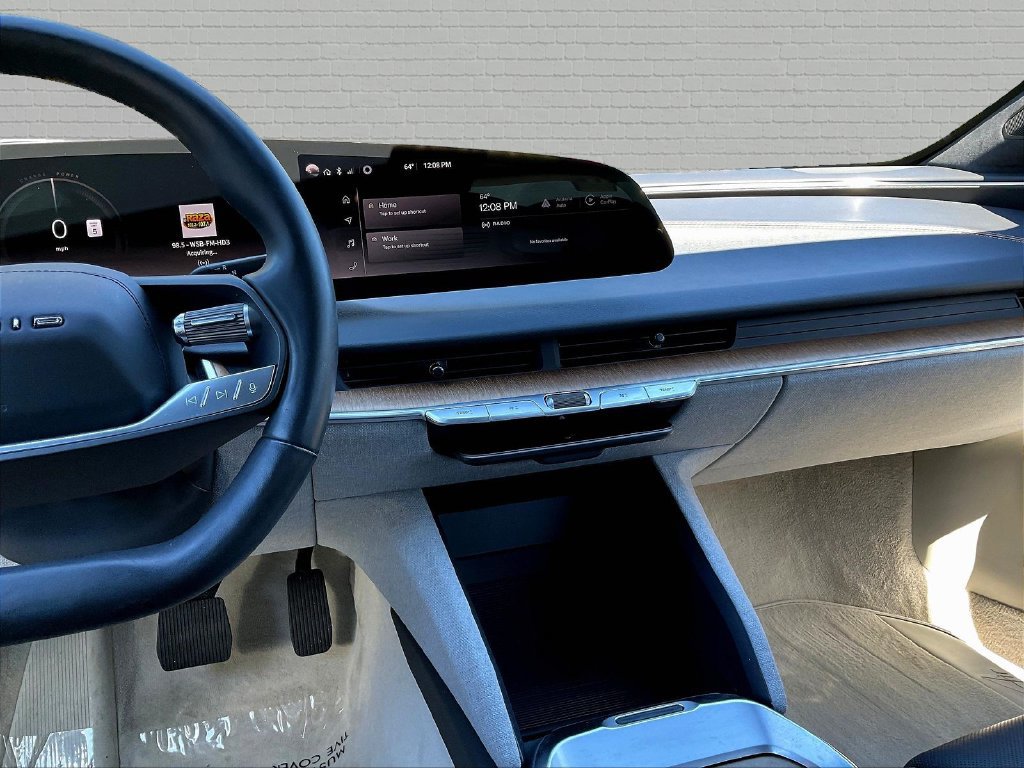 Used 2024 Lucid Air Pure RWD image 8