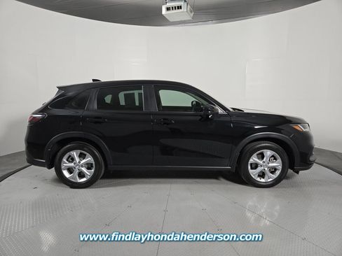 Certified 2024 Honda HR-V LX image 7