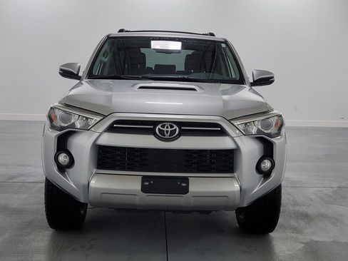 Used 2020 Toyota 4Runner TRD Off-Road Premium image 3