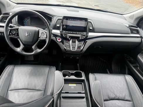 Used 2024 Honda Odyssey Elite image 32