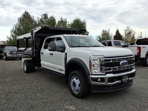 New 2025 Ford F550 4x4 Crew Cab Super Duty image 1