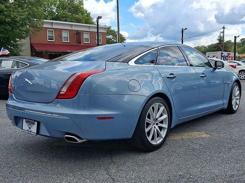 Used 2011 Jaguar XJ image 4