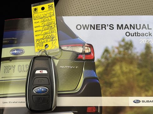 Used 2023 Subaru Outback Limited image 36