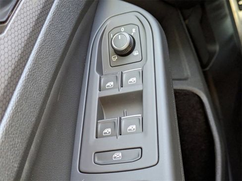 New 2024 Volkswagen GTI SE image 24