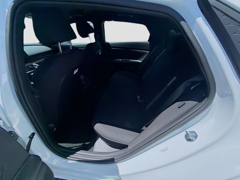 New 2026 Hyundai Elantra Sport FWD image 17