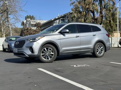 Used 2019 Hyundai Santa Fe XL SE w/ SE Premium Package 02