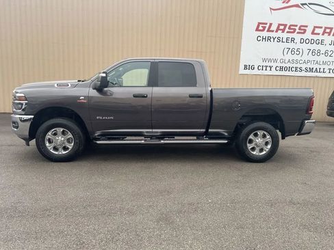 Used 2025 RAM 2500 Big Horn AWD/4WD image 5