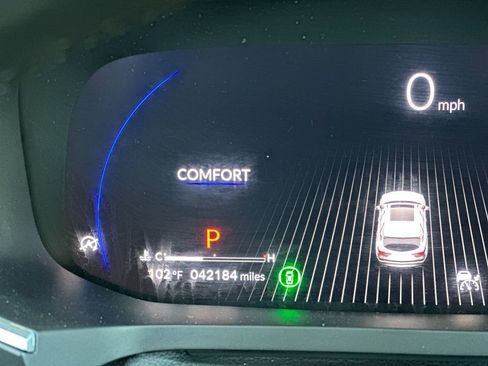 Used 2024 Acura MDX SH-AWD w/ Technology Package image 27