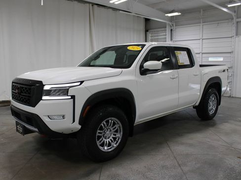 Used 2023 Nissan Frontier PRO-4X w/ Pro-4X Premium Package image 4