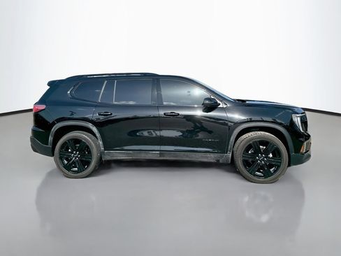 Used 2025 GMC Acadia Elevation w/ Elevation Premium Package FWD image 8