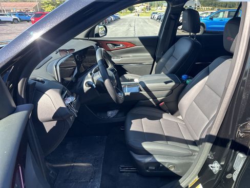 Certified 2024 Chevrolet Traverse Z71 w/ Enhanced Driving Package image 6