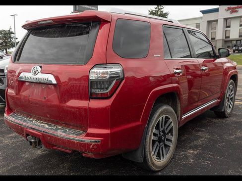 Used 2018 Toyota 4Runner Limited AWD/4WD image 6