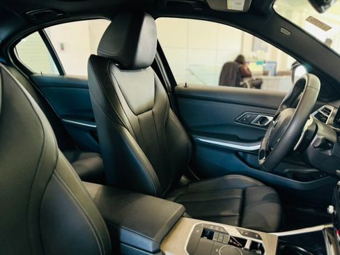 Used 2025 BMW 330i xDrive Sedan image 21