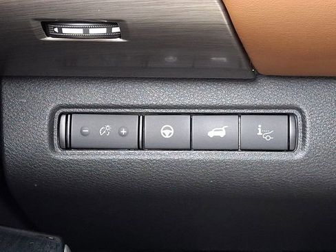 Used 2024 Nissan Pathfinder Platinum w/ Cargo Package FWD image 29