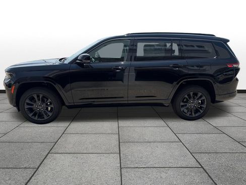 New 2026 Jeep Grand Cherokee L Limited AWD/4WD image 2