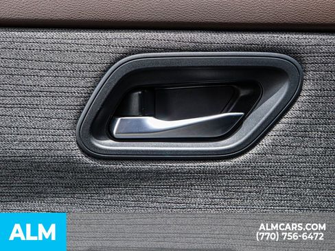 Used 2023 Nissan Rogue SV image 58