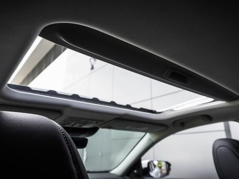 Used 2019 Honda Insight Touring image 21