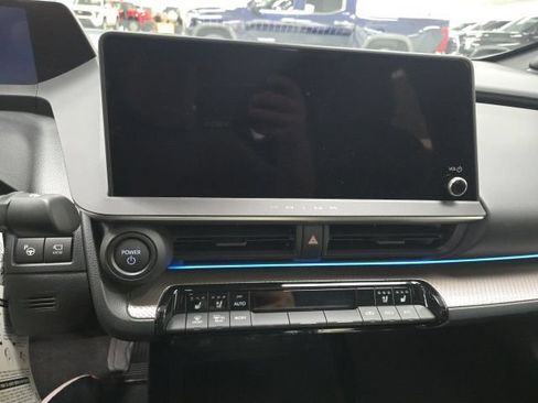 New 2026 Toyota Prius Limited FWD image 25
