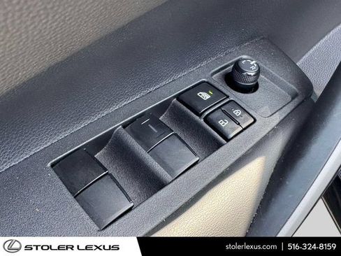 Used 2025 Toyota Corolla XSE FWD image 22