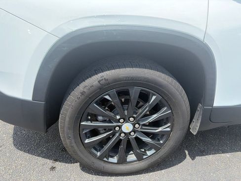 Used 2023 Chevrolet Traverse LT AWD/4WD image 10