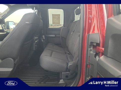 Used 2016 Ford F150 XLT w/ Equipment Group 302A Luxury image 17