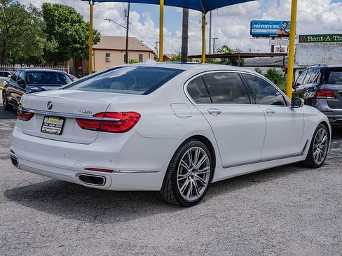Used 2019 BMW 740i RWD image 5