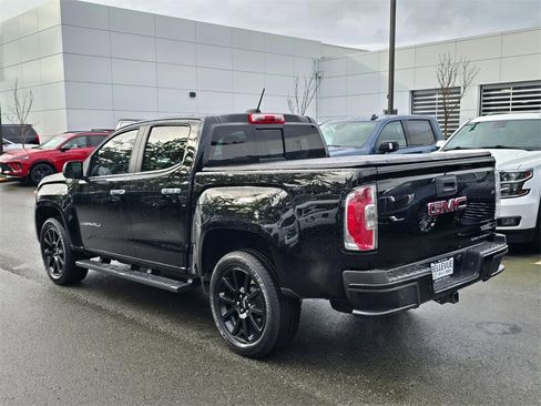 Used 2022 GMC Canyon Denali w/ Denali Black Edition Package image 3