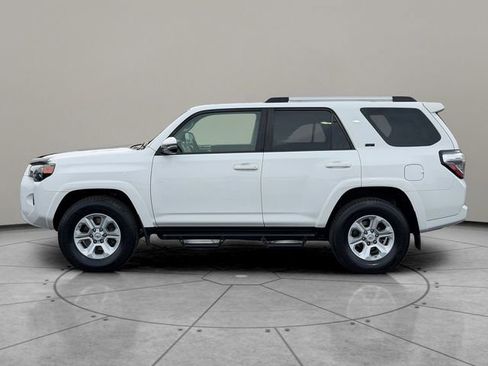 Used 2020 Toyota 4Runner SR5 Premium w/ Moonroof Package image 3