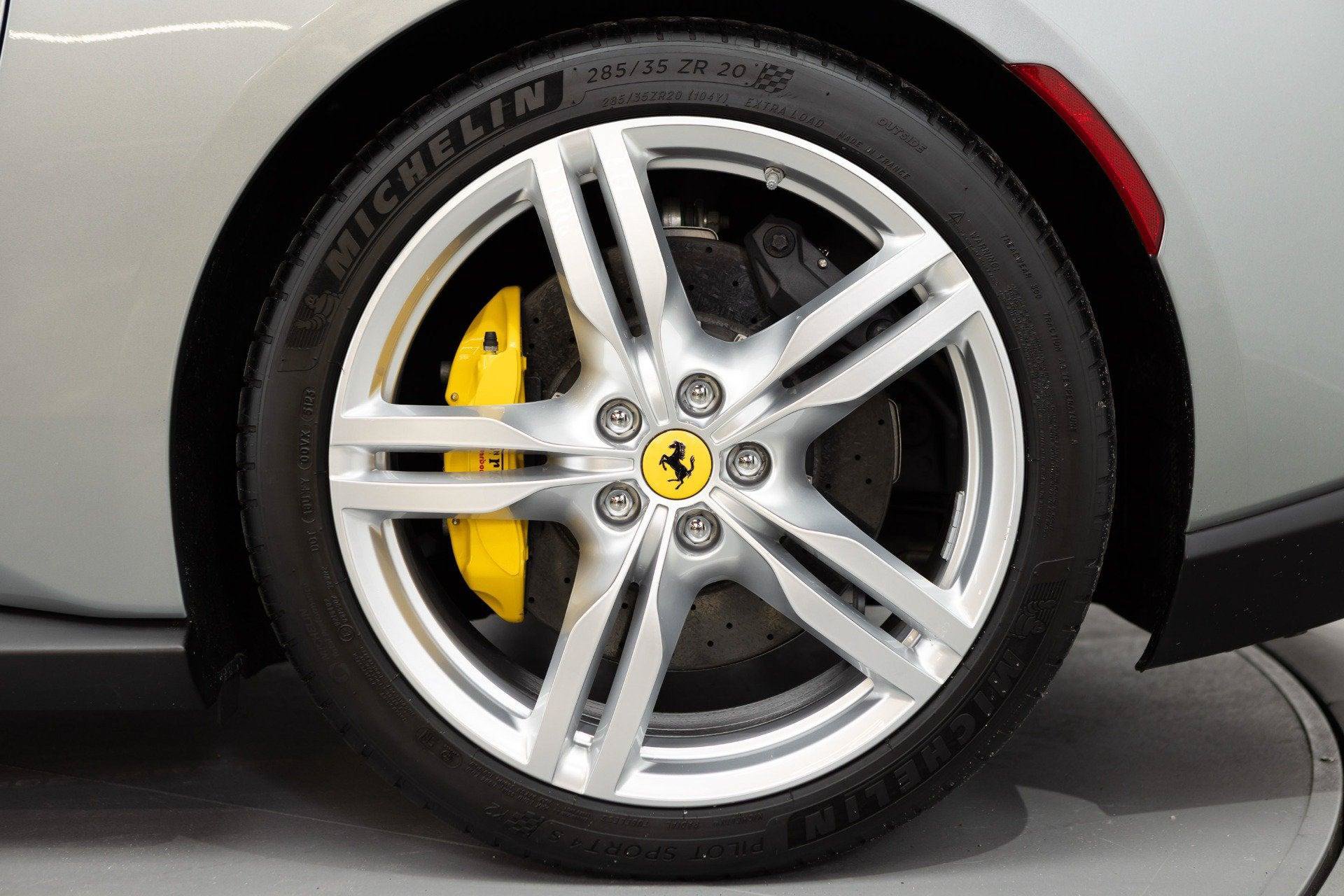 Certified 2019 Ferrari Portofino RWD image 22