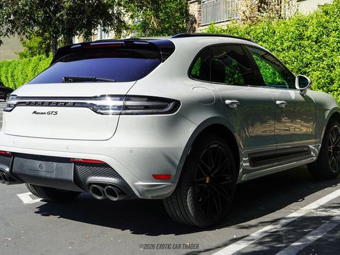 Used 2025 Porsche Macan GTS image 8