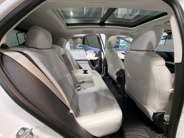 Used 2025 Buick Envision Avenir AWD/4WD image 14