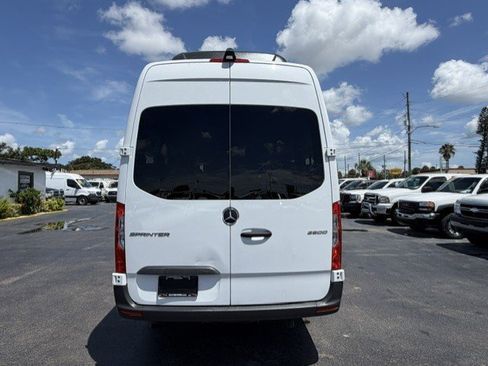 Used 2026 Mercedes-Benz Sprinter 2500 image 7