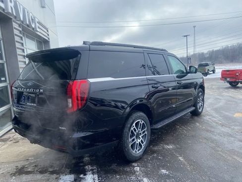 New 2026 Ford Expedition Max Active image 3