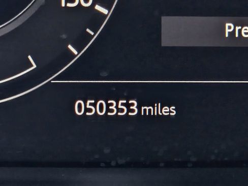 Used 2021 Land Rover Range Rover Sport HSE Silver Edition image 28