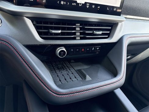 New 2025 Ford Explorer ST-Line w/ Premium Package image 30