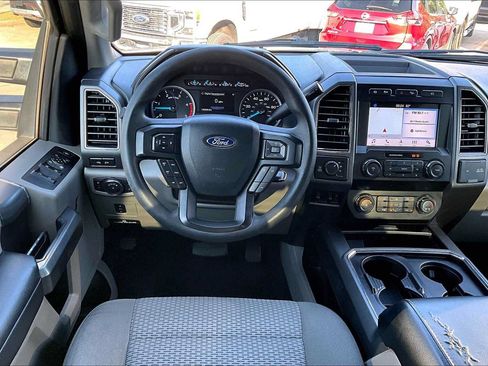 Used 2019 Ford F250 XLT w/ XLT Premium Package AWD/4WD image 7