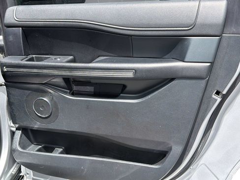 Used 2021 Ford Expedition Max XLT RWD image 32