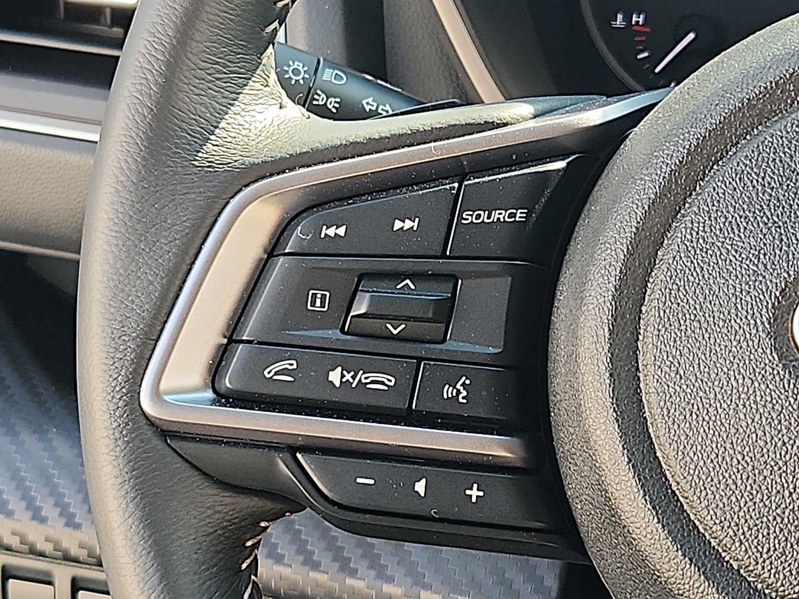Used 2025 Subaru Ascent Premium AWD/4WD image 20