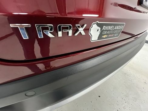 Certified 2024 Chevrolet Trax LT w/ Driver Confidence Package FWD image 29