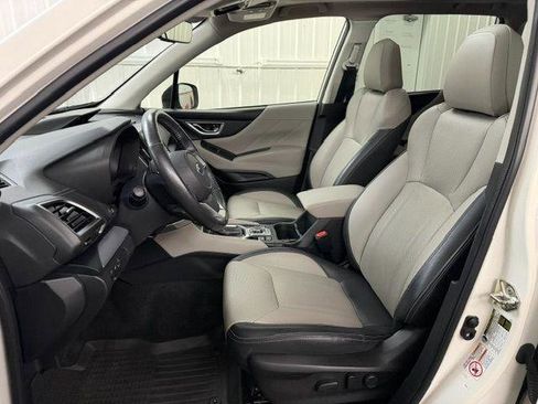 Used 2019 Subaru Forester Limited AWD/4WD image 5