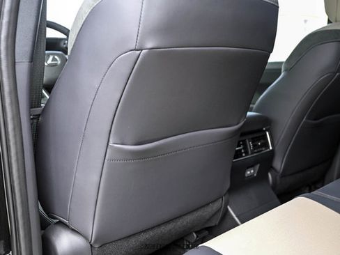 Used 2026 Lexus GX 550 AWD/4WD image 43