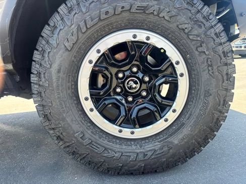 Used 2022 Ford Bronco Badlands AWD/4WD image 10