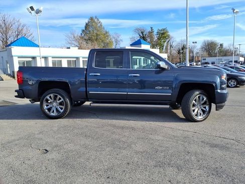 Used 2018 Chevrolet Silverado 1500 LTZ Z71 w/ Centennial Edition image 3